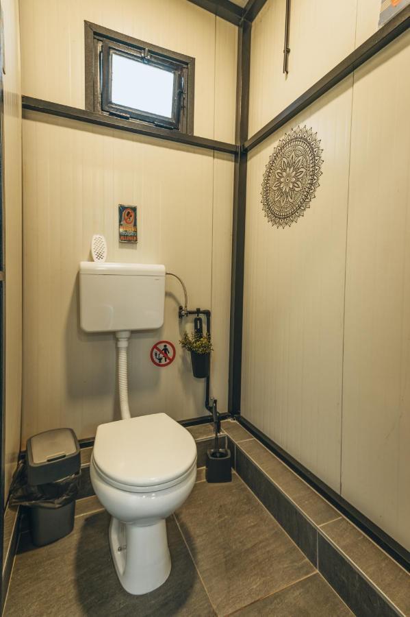 Q Podgorica Beds,Rooms And More المظهر الخارجي الصورة
